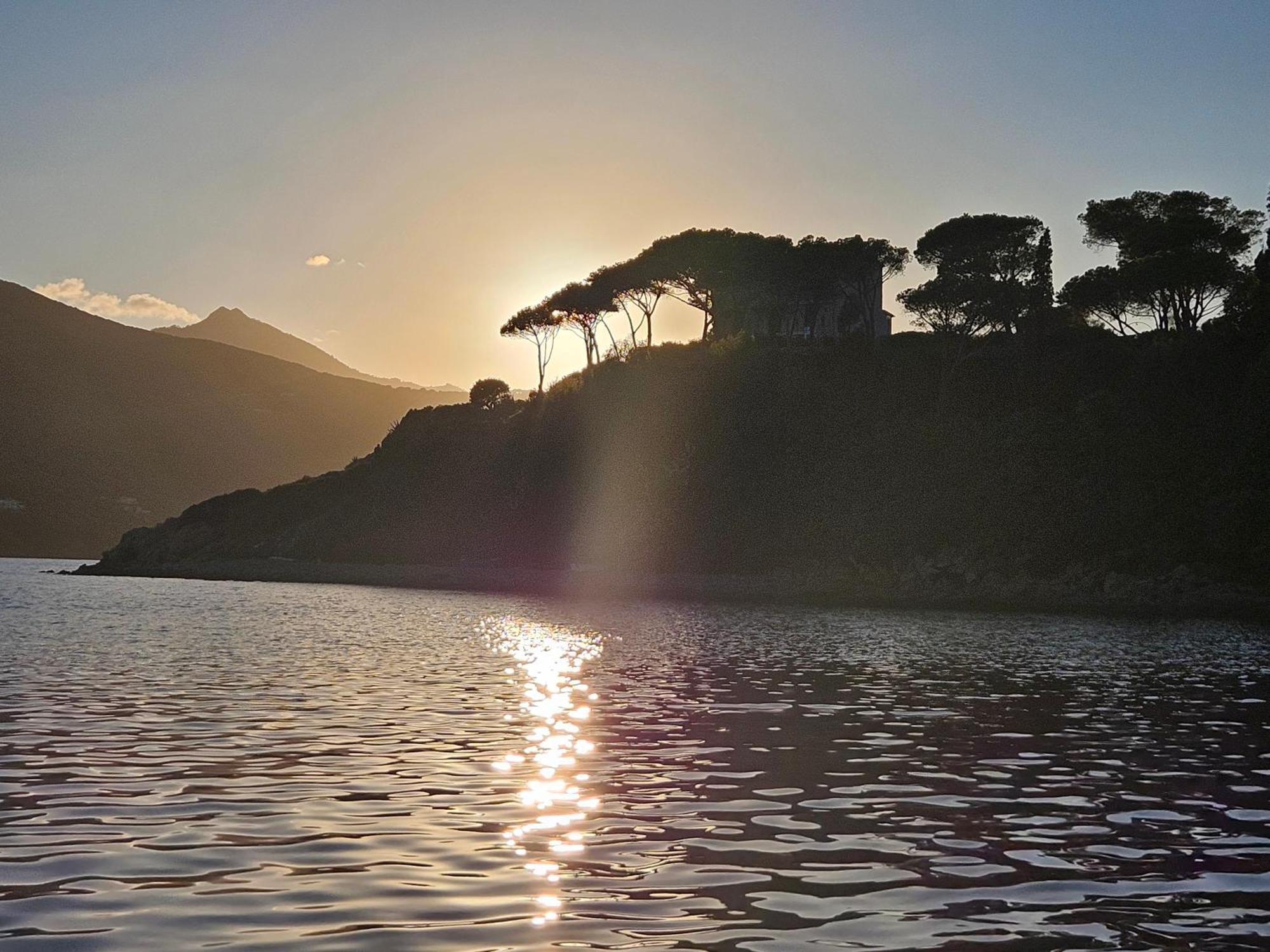 Villa Villacolle Procchio  Buitenkant foto